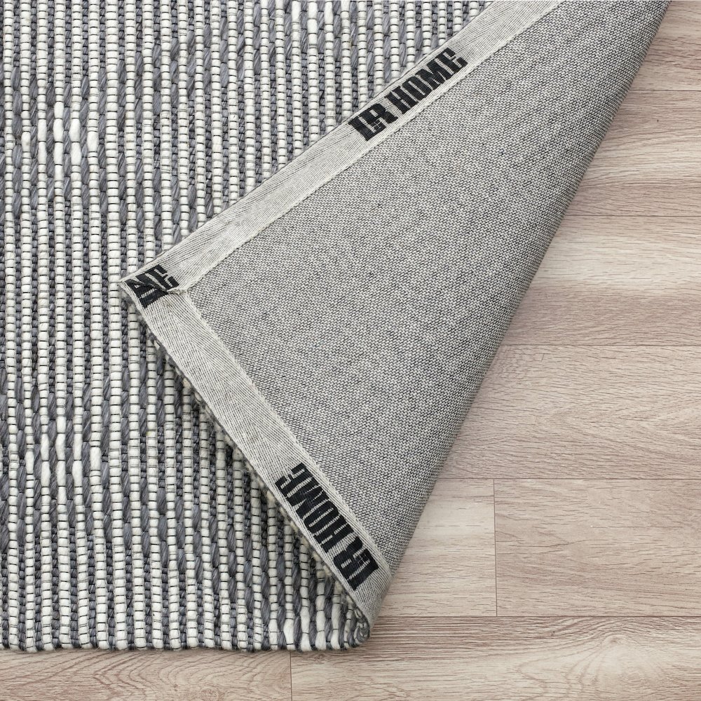 Bergen Wool Blend Area Rug Indoor in Gray/Ivory, 2' x 3'. Picture 5