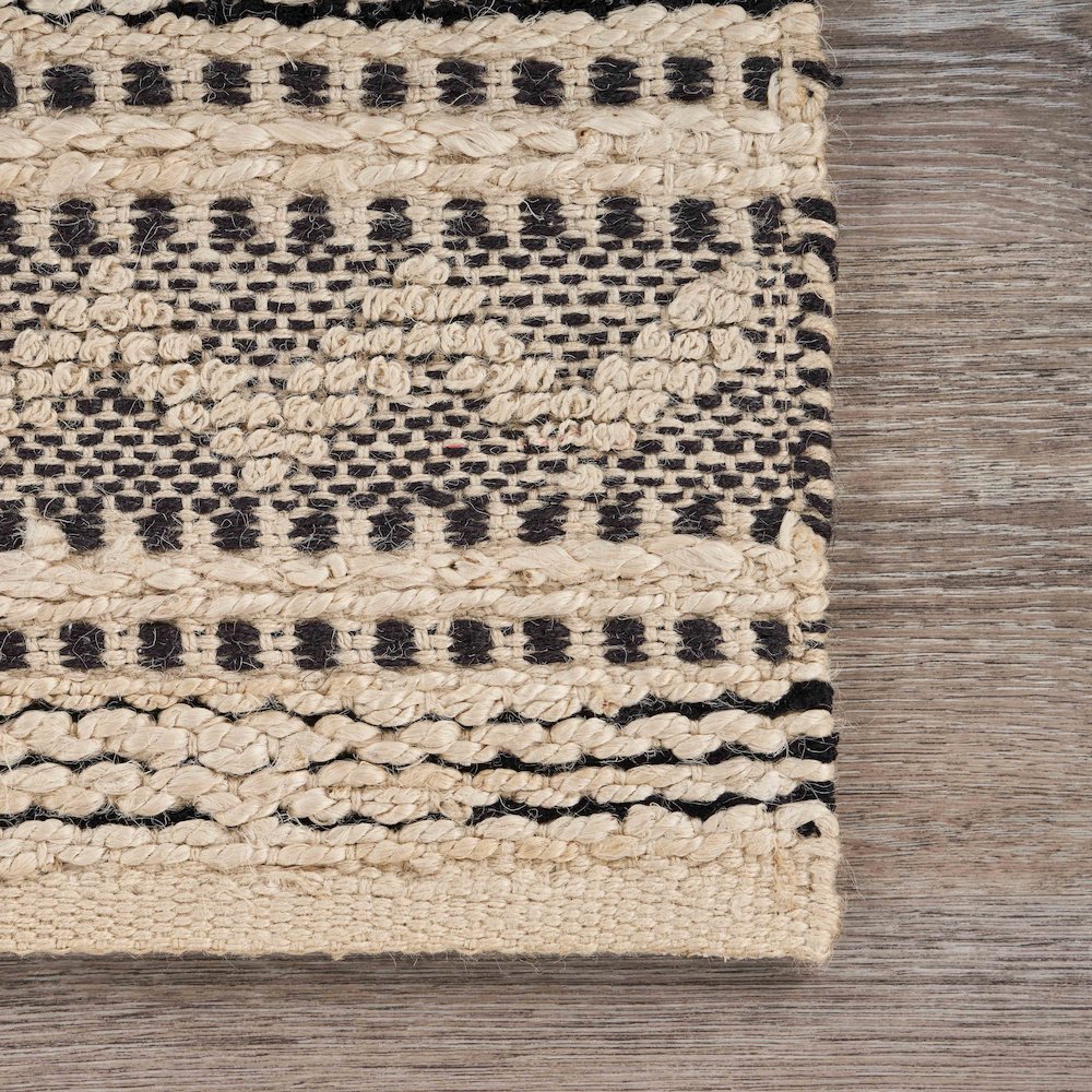 Bleached Naturals Jute Blend Area Rug Indoor in Black/Ivory, 7'9" x 9'9". Picture 3