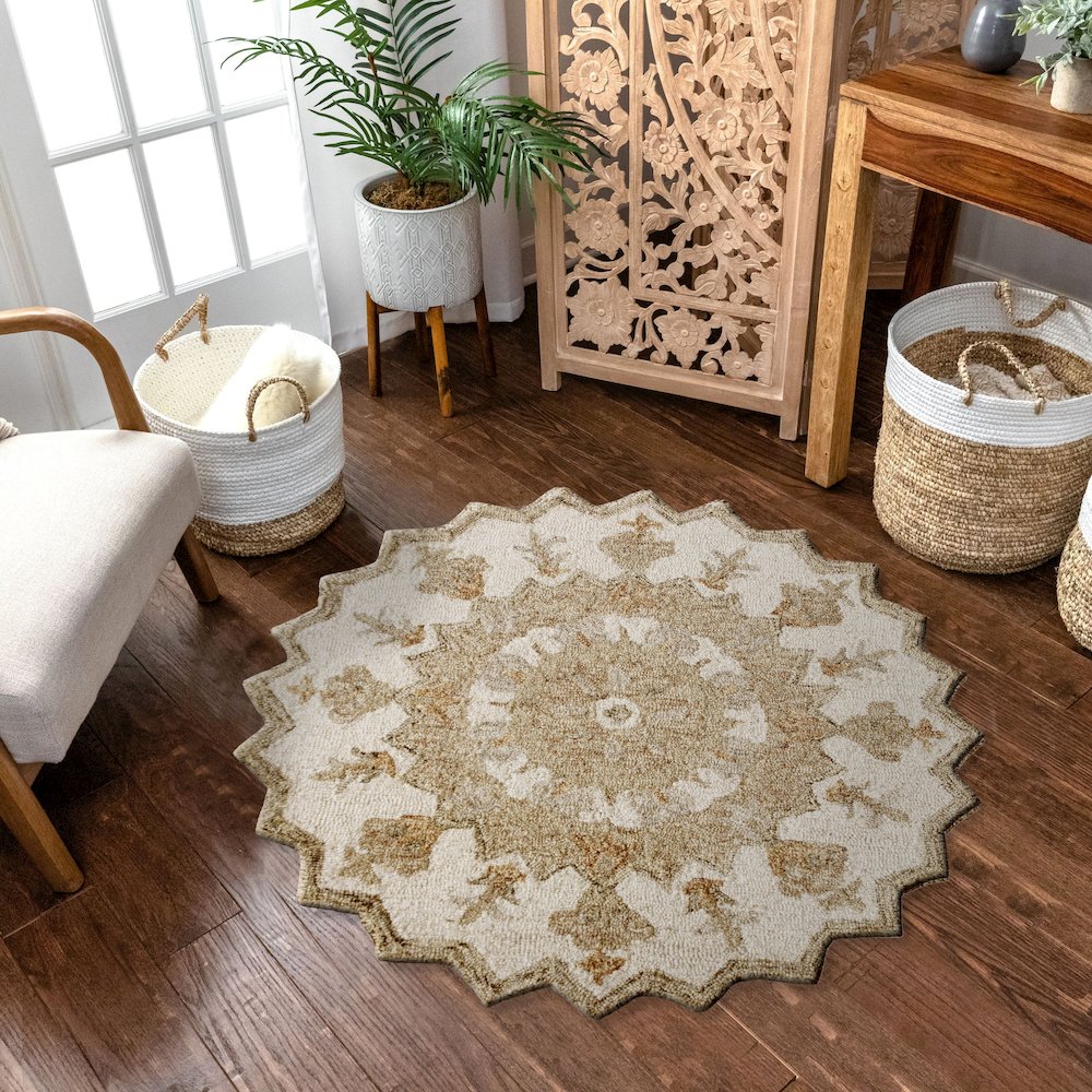 Bella Rose Wool Area Rug Indoor in Beige/Cream, 3' Round. Picture 2