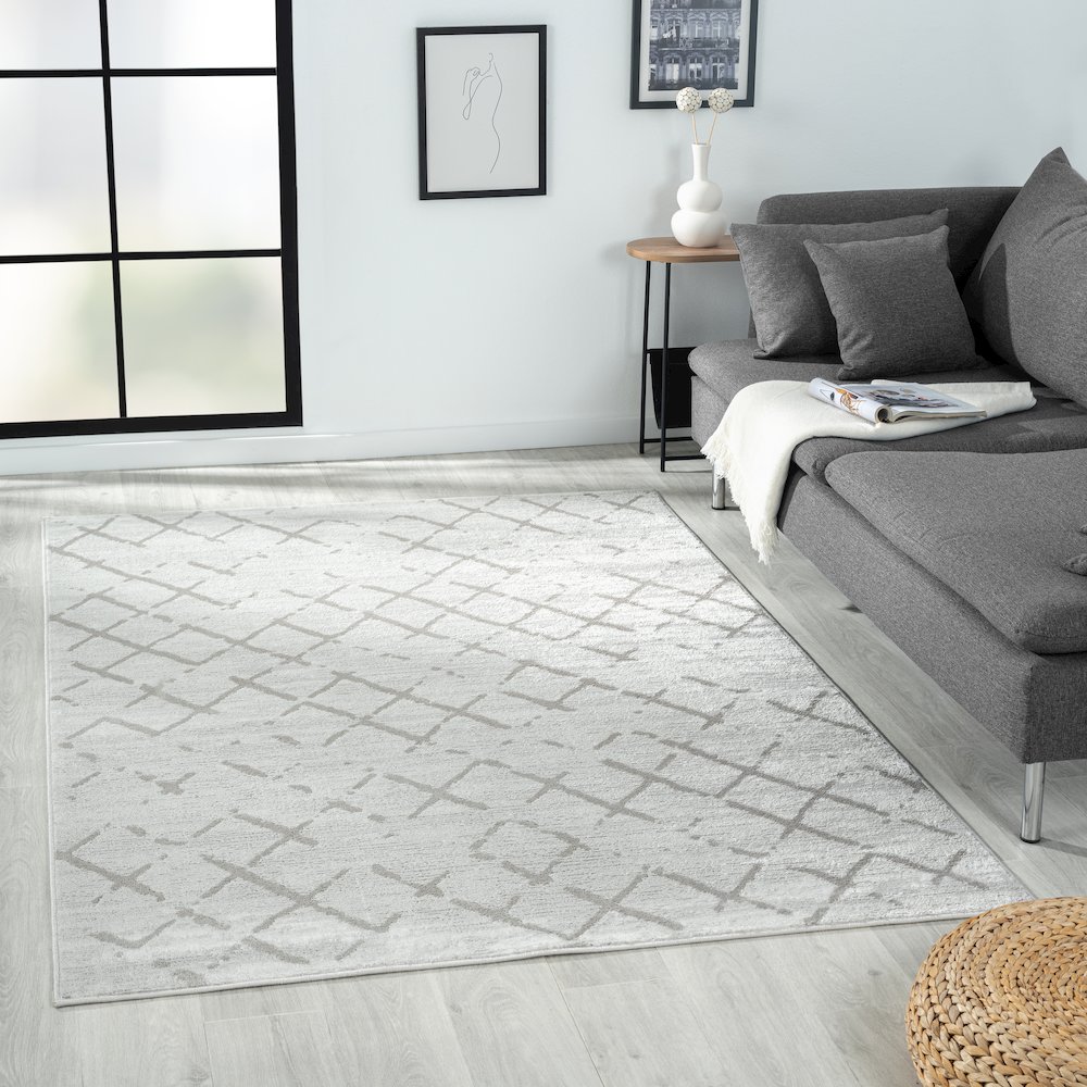Calgary Durable Performance Area Rug Indoor in Cream/Gray, 5' x 7'. Picture 2