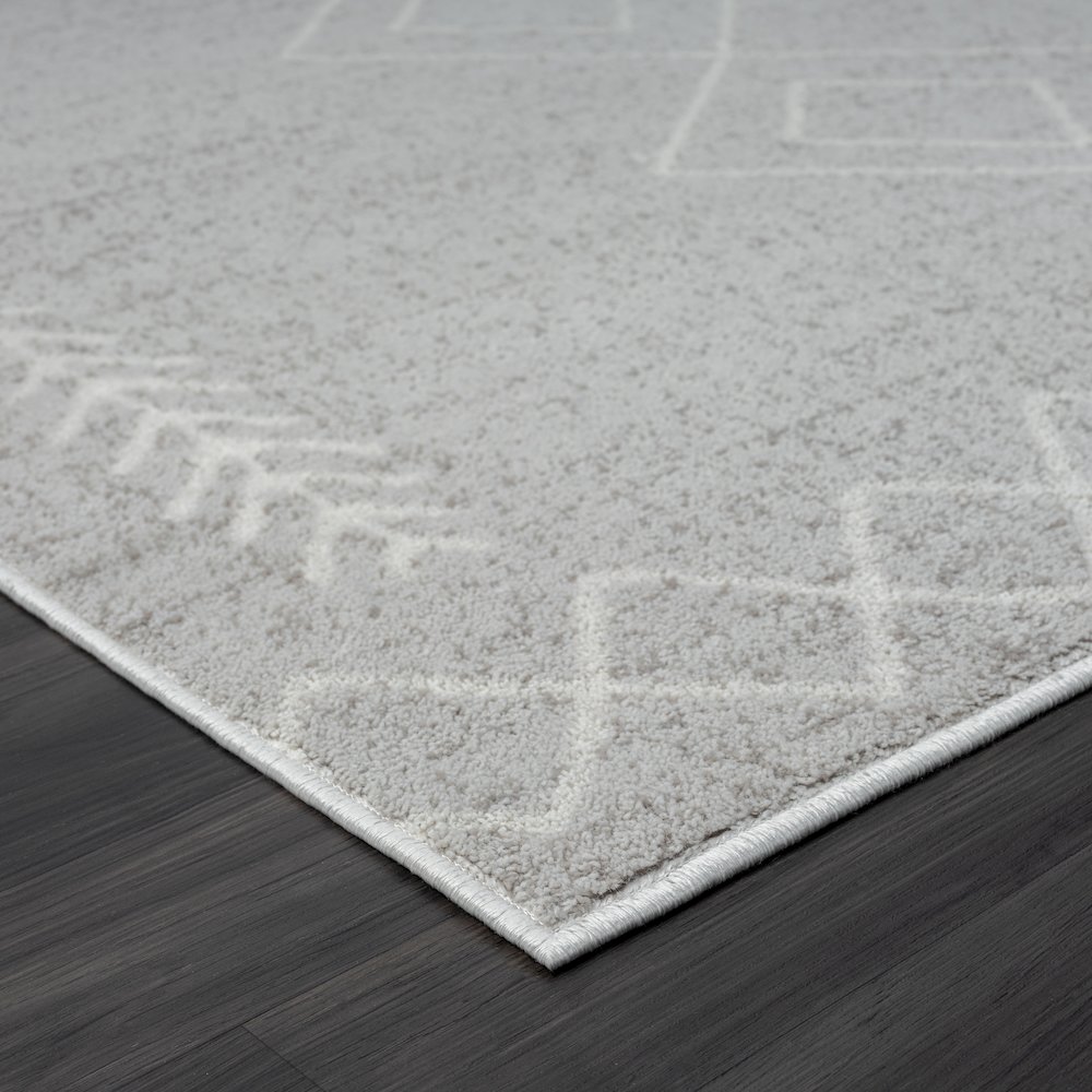 Calgary Durable Performance Area Rug Indoor in Gray/Cream, 5' x 7'. Picture 3