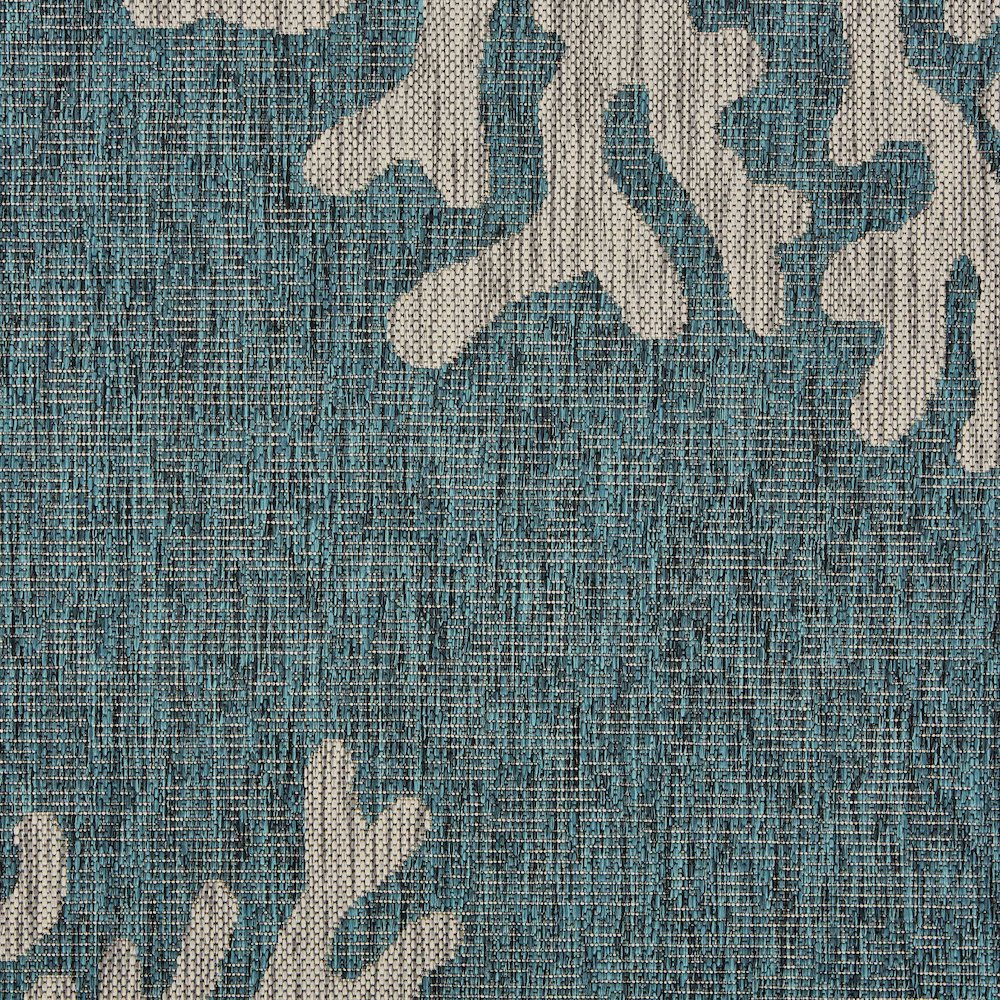 Captiva Durable Performance Area Rug Outdoor in Blue/Gray, 5' x 7'. Picture 2