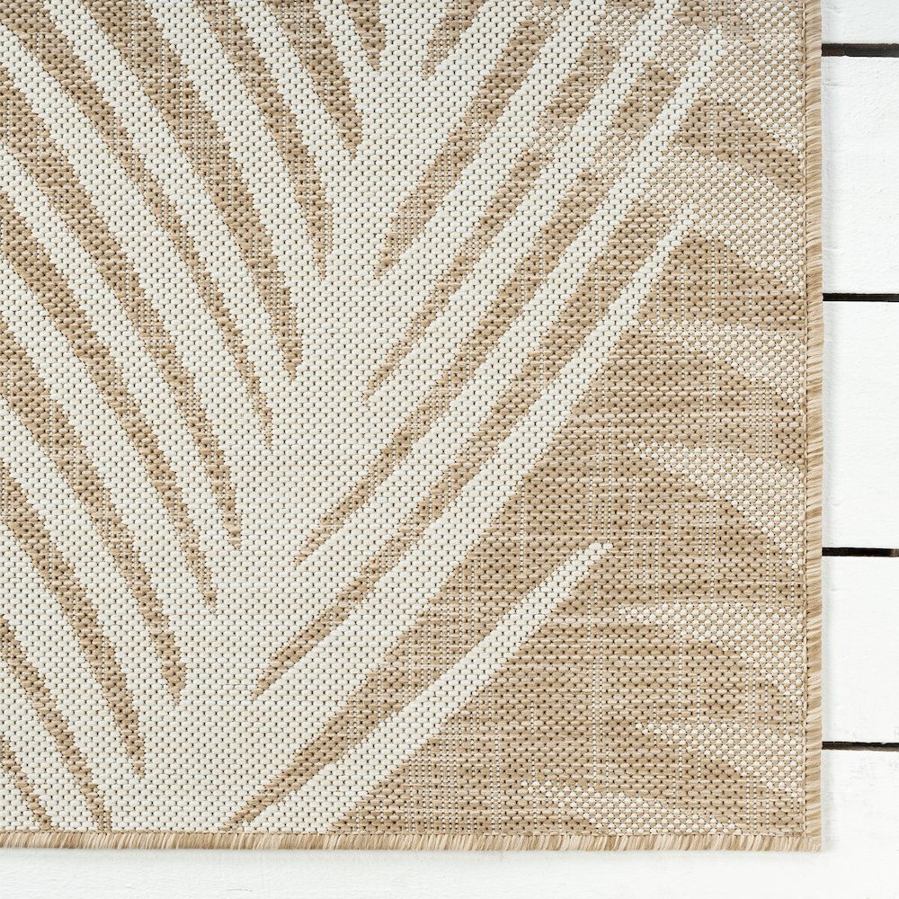Captiva Durable Performance Area Rug Outdoor in Beige/Ivory, 5' x 7'. Picture 5