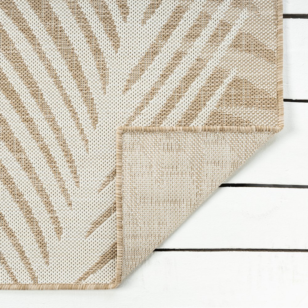 Captiva Durable Performance Area Rug Outdoor in Beige/Ivory, 5' x 7'. Picture 6