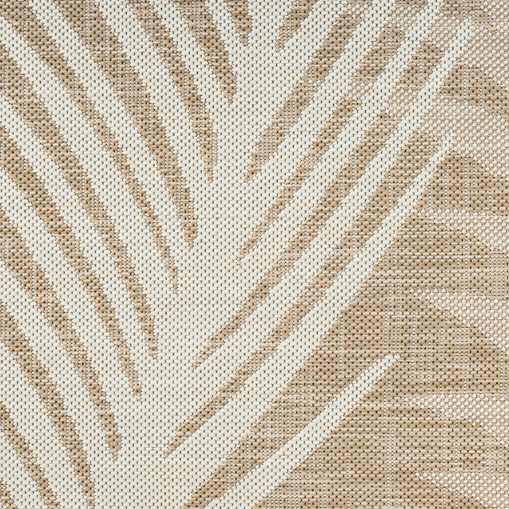 Captiva Durable Performance Area Rug Outdoor in Beige/Ivory, 5' x 7'. Picture 7