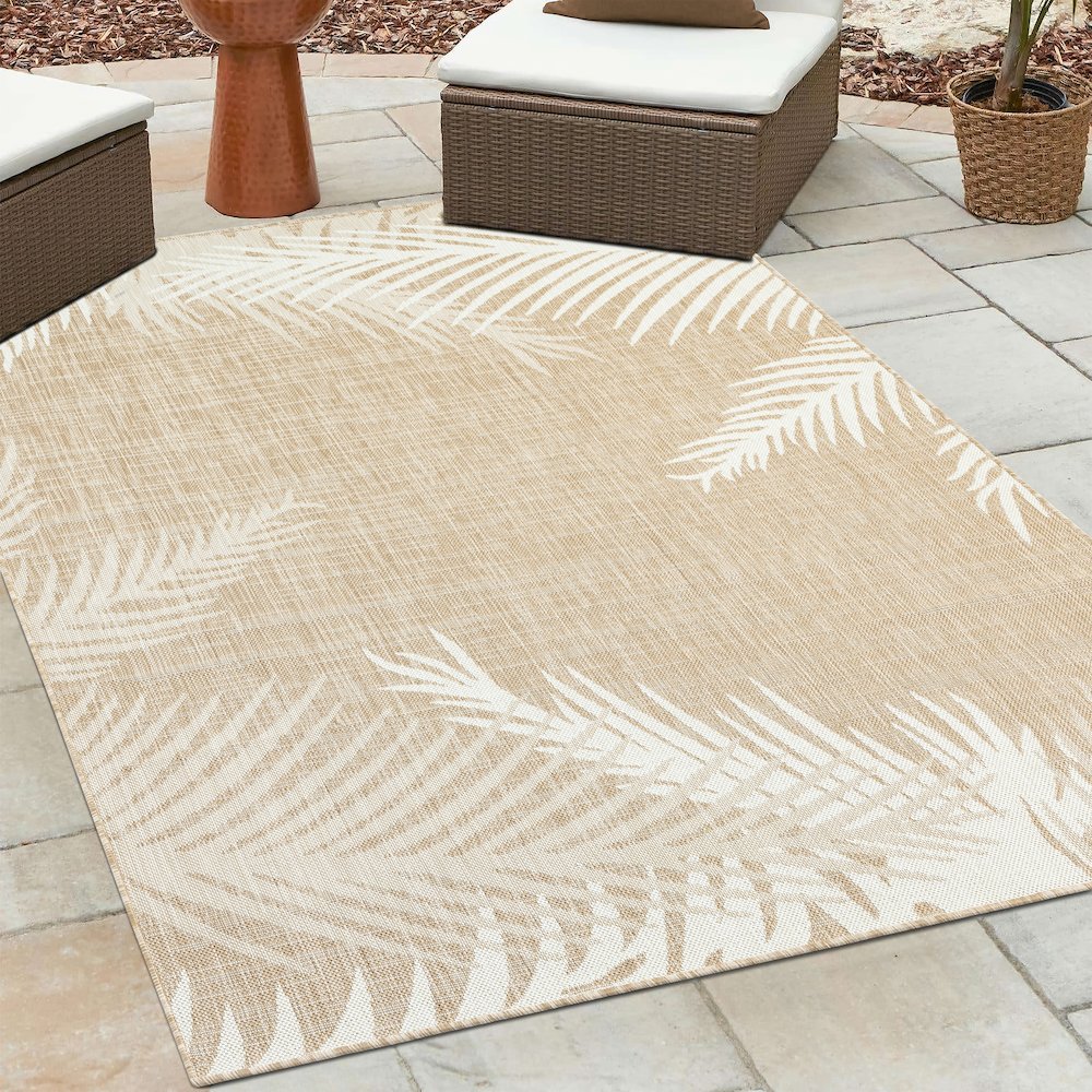 Captiva Durable Performance Area Rug Outdoor in Beige/Ivory, 5' x 7'. Picture 8