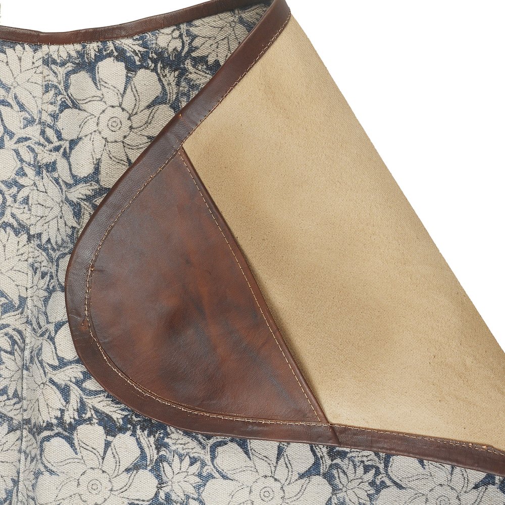 Hugh Iron Chair in Blue/Cream, 35" L x 30" W x 30" H. Picture 8