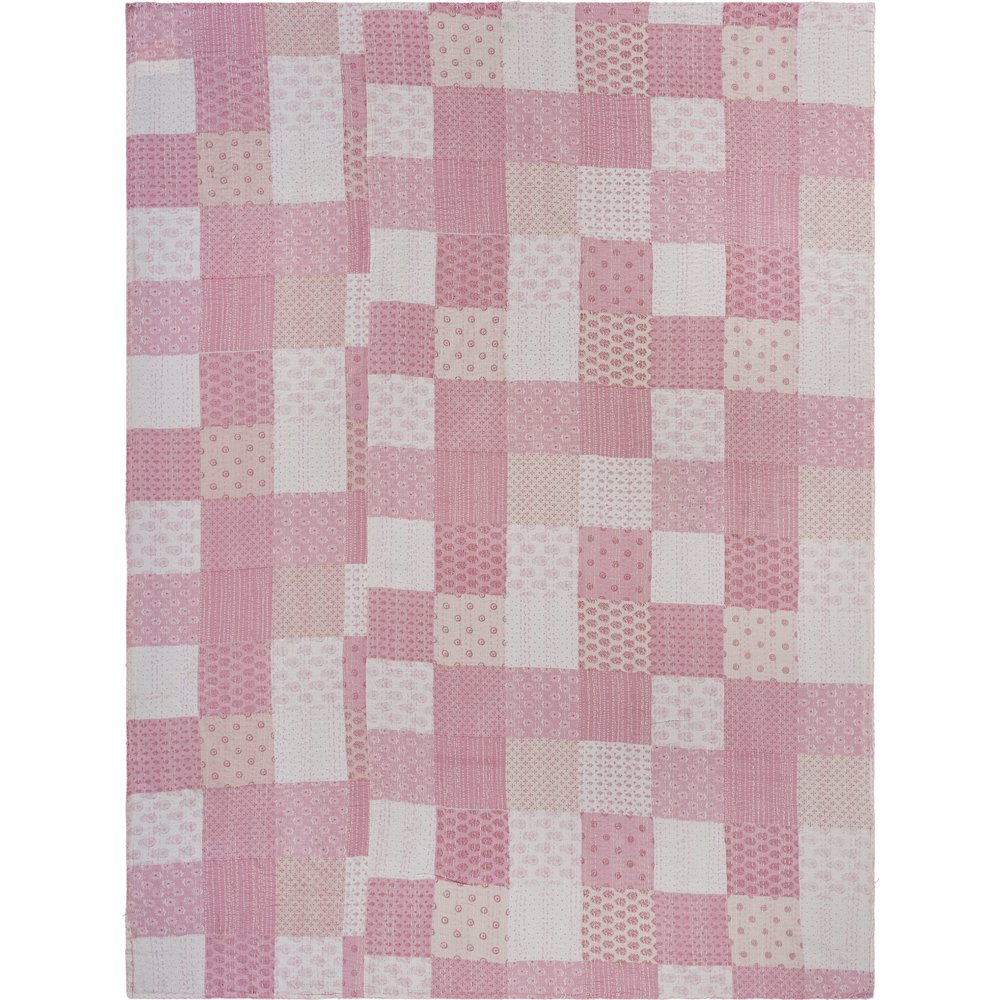 Coverlet Cotton in Pink 86" x 91". Picture 1