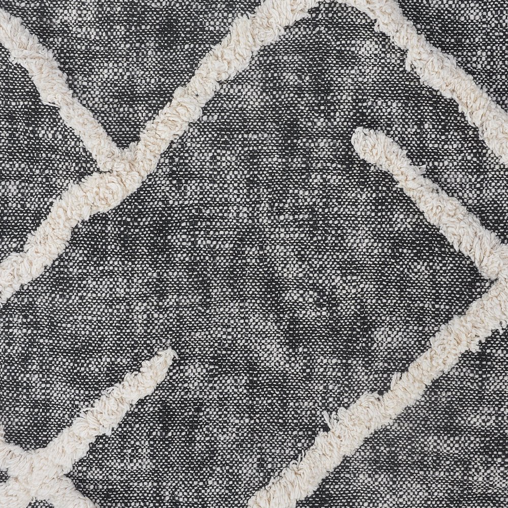 Coverlet Cotton in Black/Ivory 68” x 90”. Picture 3