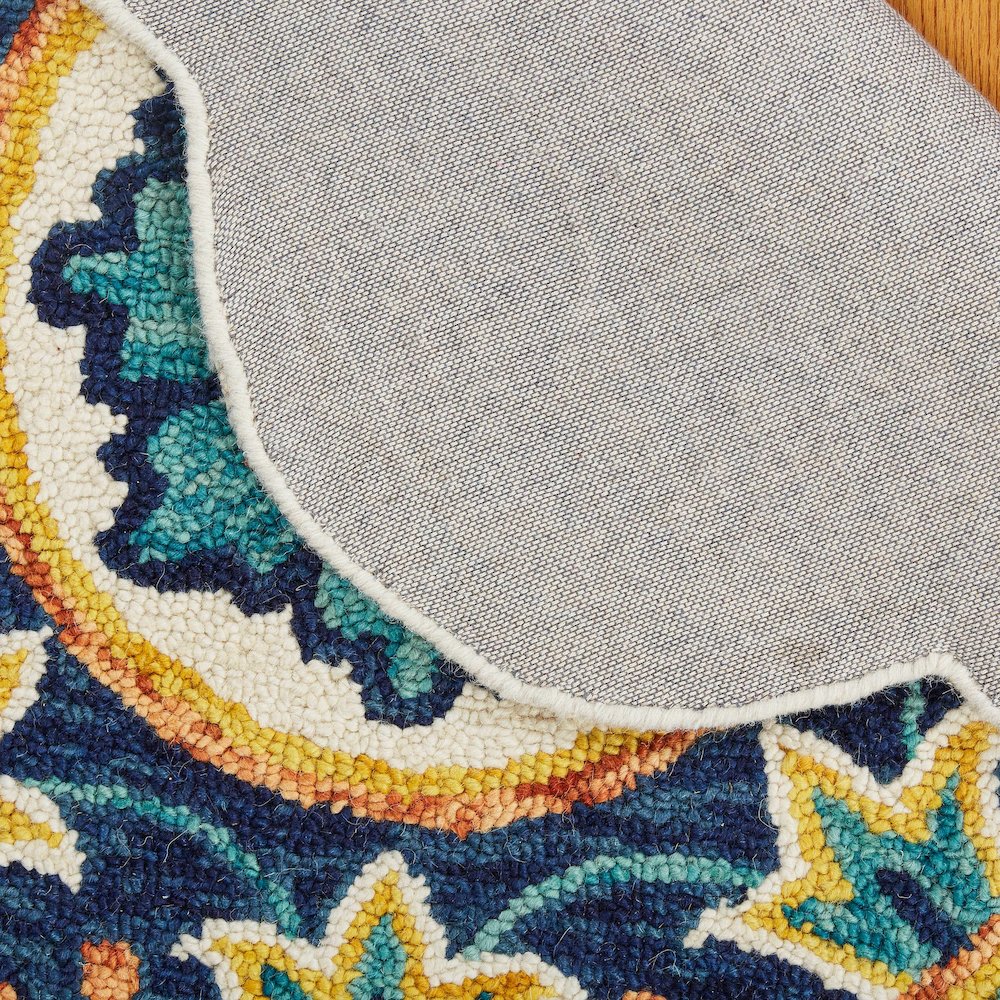 Dazzle Wool Area Rug Indoor in Blue/Ivory, 4' Round. Picture 4