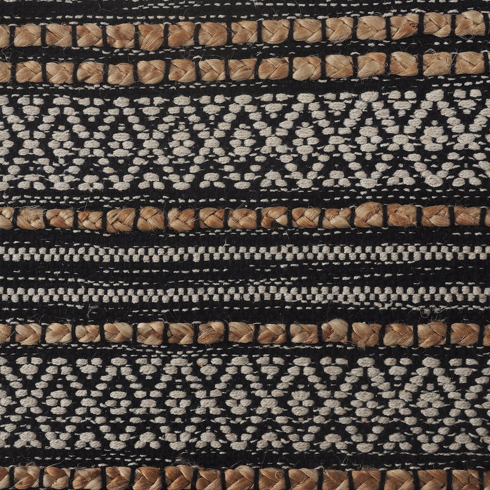 Earth Cotton Blend Area Rug Indoor in Black/Tan, 7'9" x 9'9". Picture 6