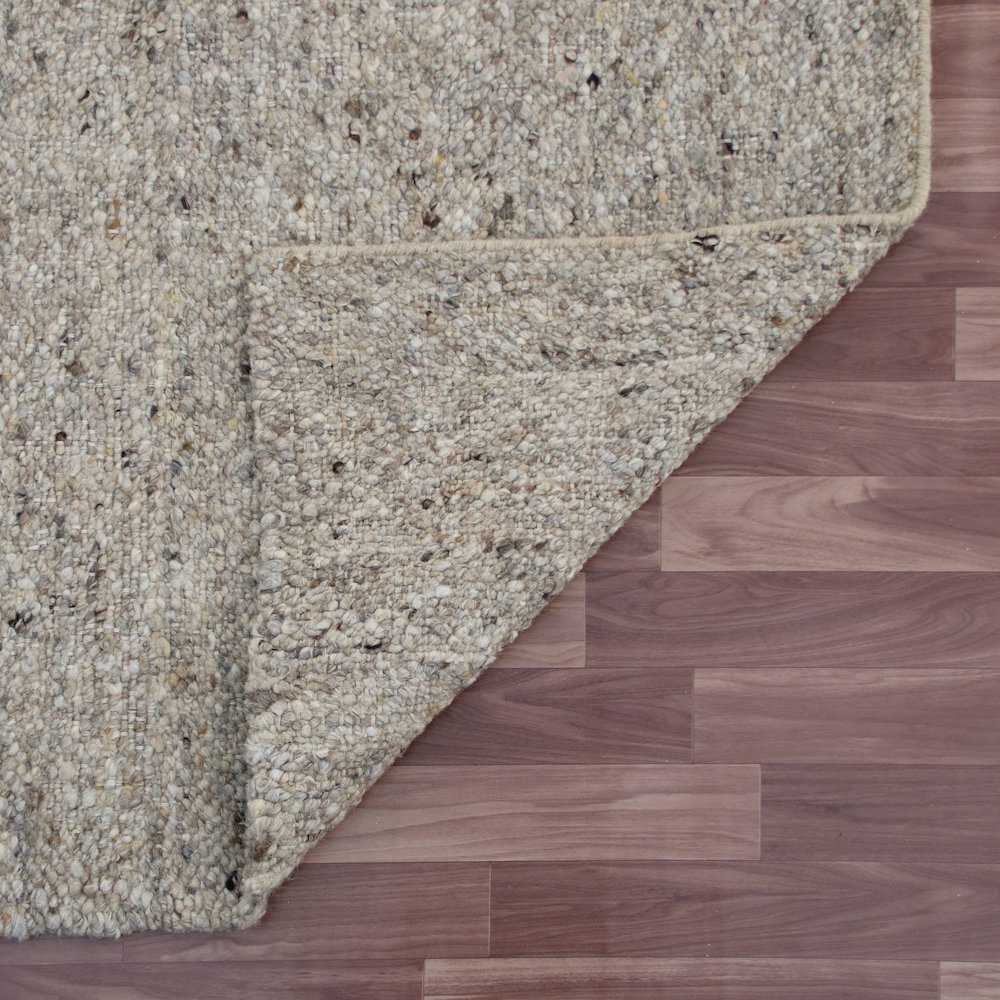 Kingston Wool Blend Area Rug Indoor in Gray/Cream, 9' x 12'. Picture 6