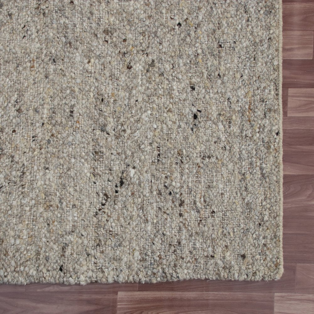 Kingston Wool Blend Area Rug Indoor in Gray/Cream, 9' x 12'. Picture 5