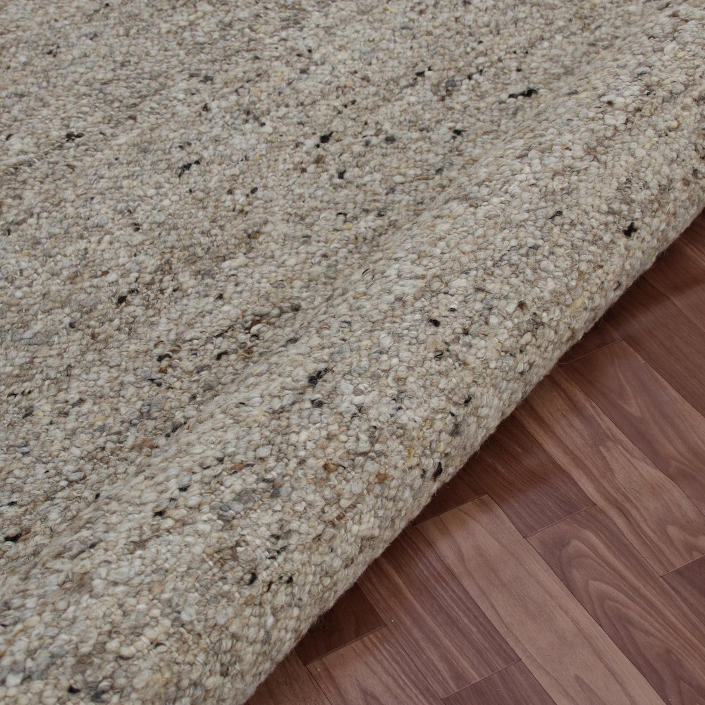 Kingston Wool Blend Area Rug Indoor in Gray/Cream, 9' x 12'. Picture 4