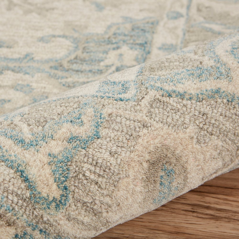 Modern Traditions Wool Area Rug Indoor in Blue/Gray, 5' x 7'9". Picture 5