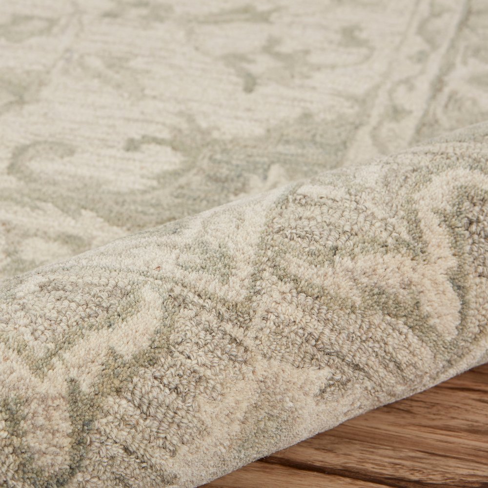 Modern Traditions Wool Area Rug Indoor in Green/Gray, 5' x 7'9". Picture 5
