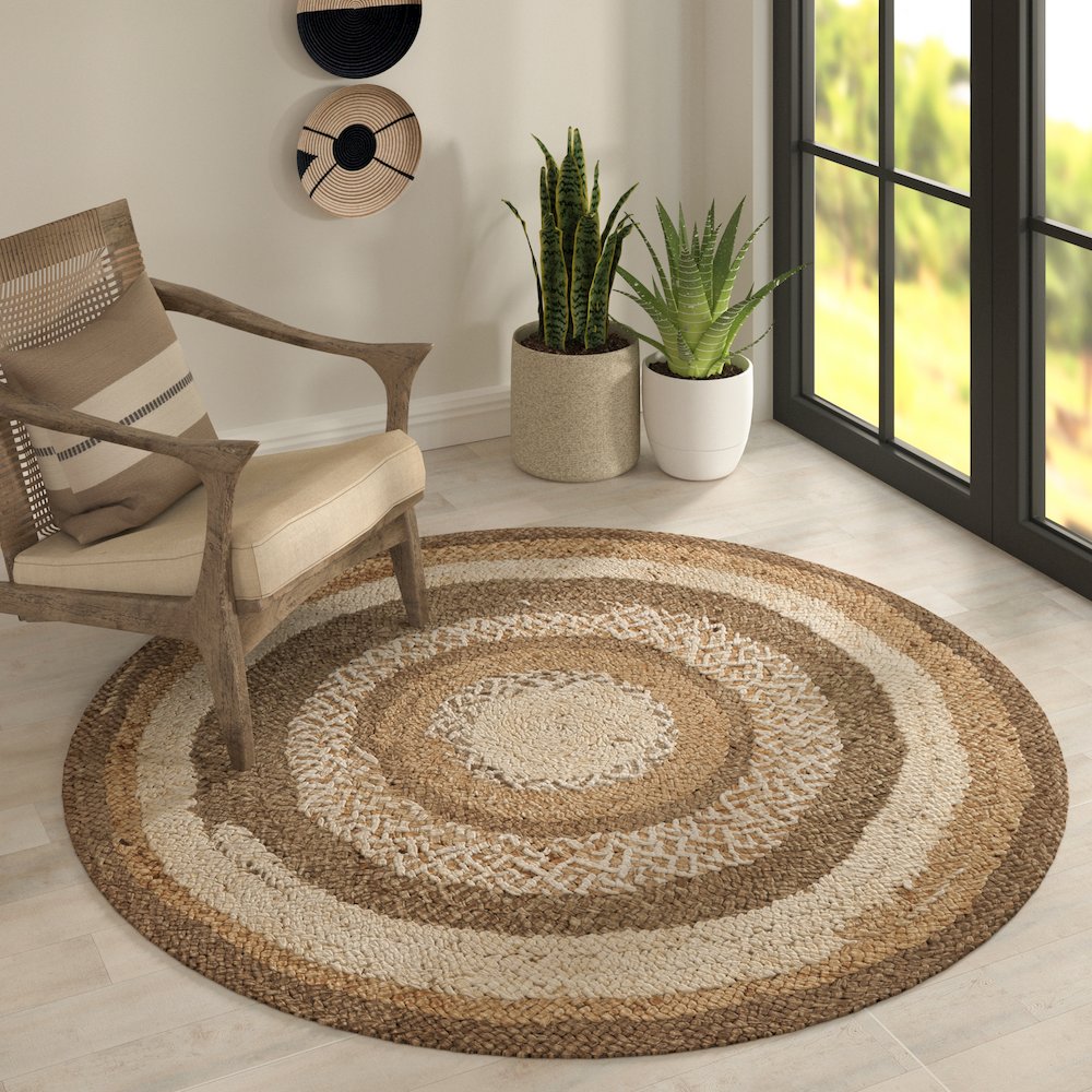 Boutique Jute Jute Area Rug Indoor in Brown/Ivory, 4' Round. Picture 2