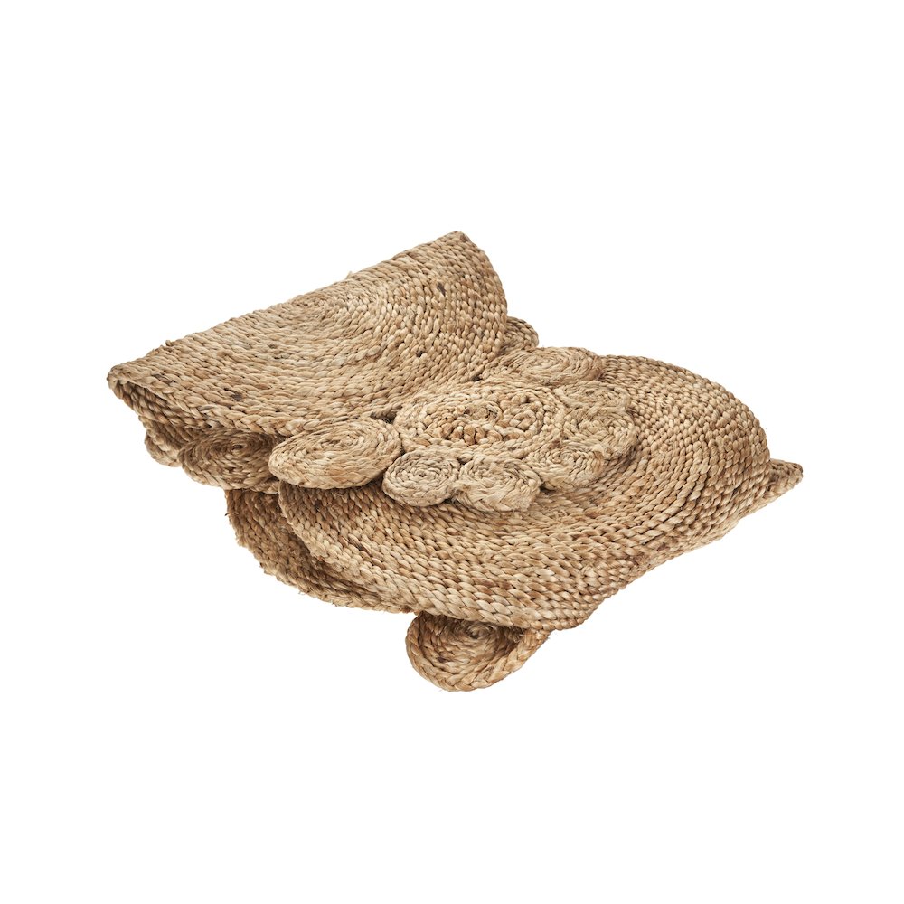 Connected Jute Circles Table Runner. Picture 5