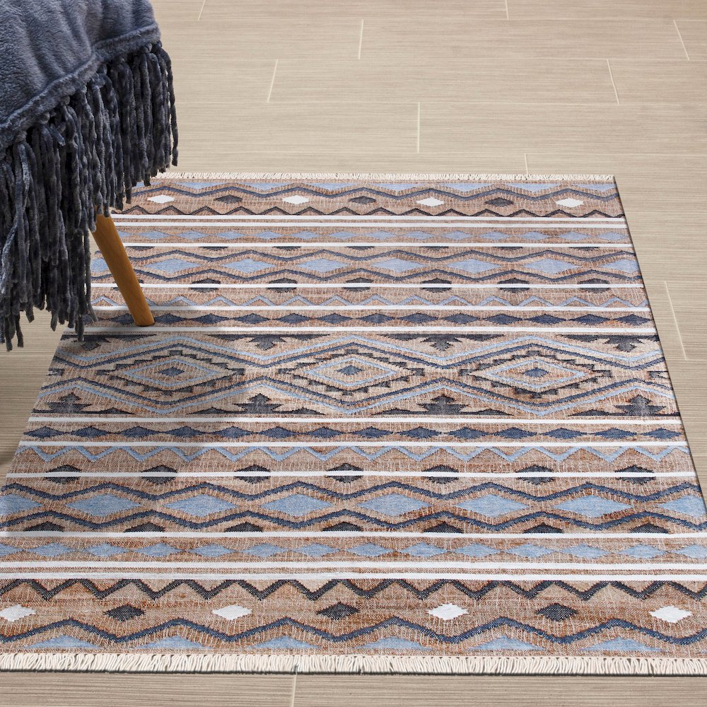 Coastal Cohesion Handwoven Jute and Chotton Dhurrie Area Rug. Picture 8
