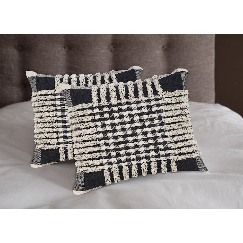 Elevate Cotton Pillow Set of 2 in Black/Ivory, 18" x 18". Picture 2