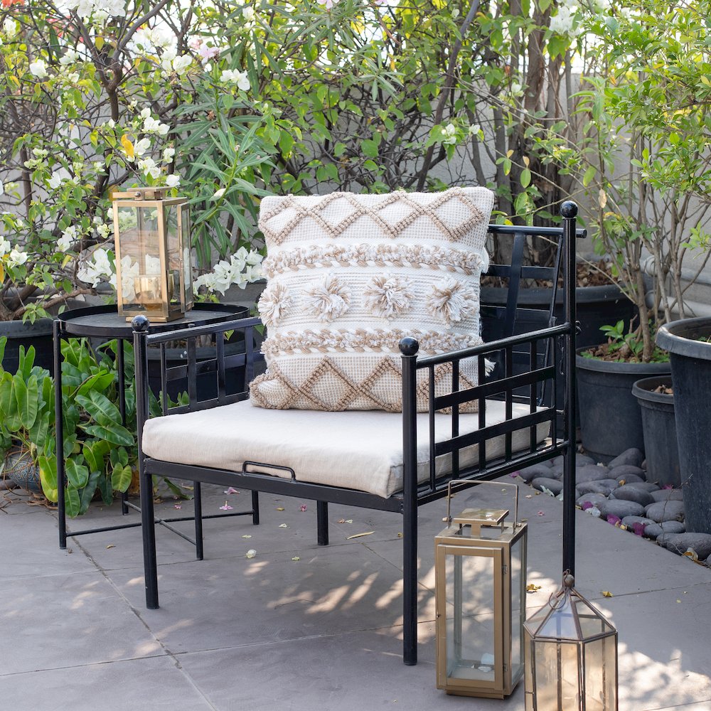 Ox Bay Hand-Woven Tan/White Diamond Indoor Outdoor Pillow Cover. Picture 2
