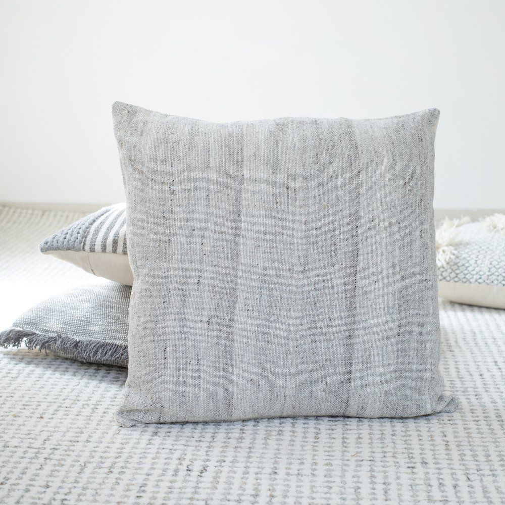 Ox Bay Hand-stitched Gray Solid Cotton Blend Pillow Cover. Picture 2