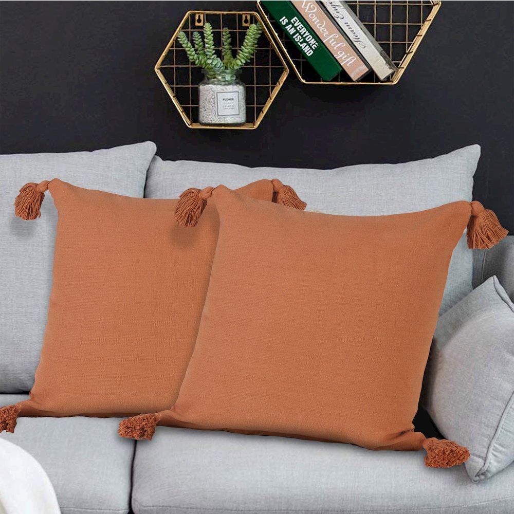 Sundaze Cotton Pillow Set of 2 in Orange, 20" x 20". Picture 2