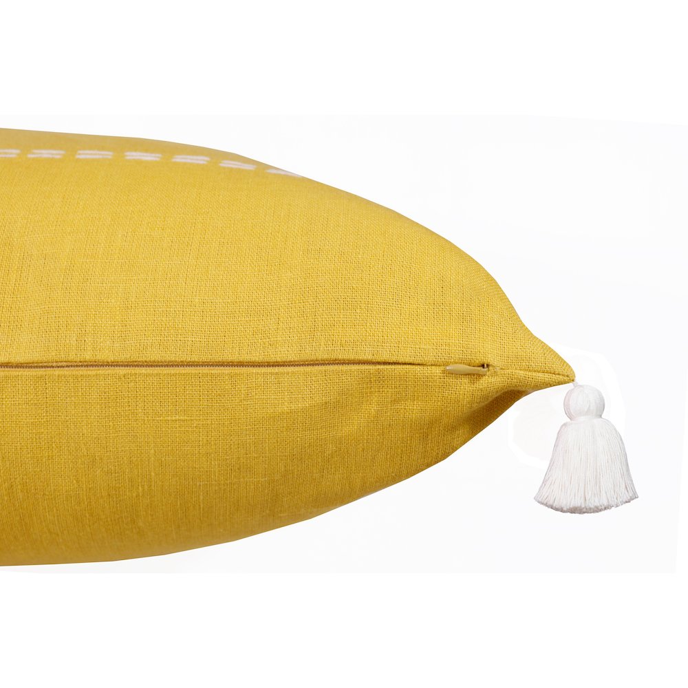 Estate Linen Poly Filled Pillow in Yellow/Ivory, 20" x 20". Picture 4