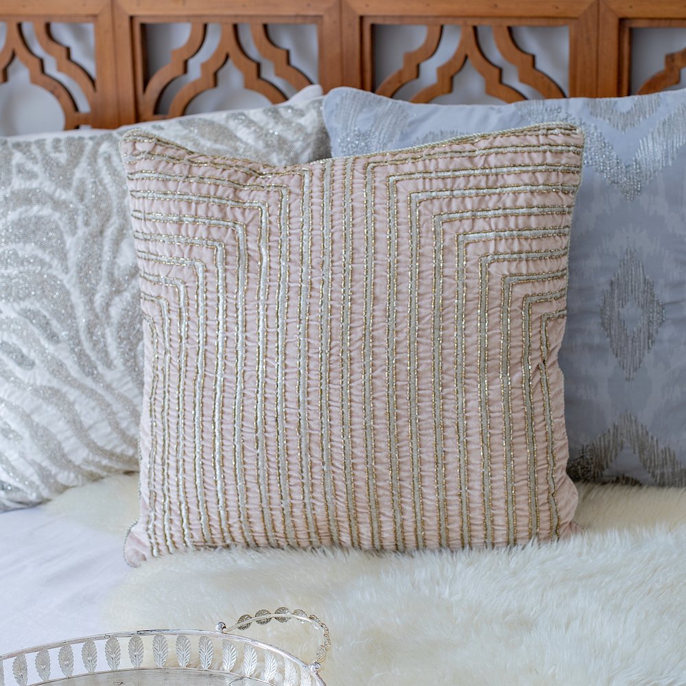 Cosmopolitan Performance Poly Filled Pillow in Pink/Gold, 20" x 20". Picture 2