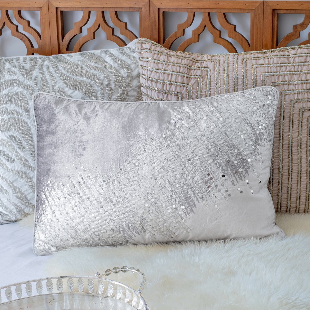 Cosmopolitan Performance Poly Filled Pillow in Ivory/Silver, 16" x 24". Picture 8