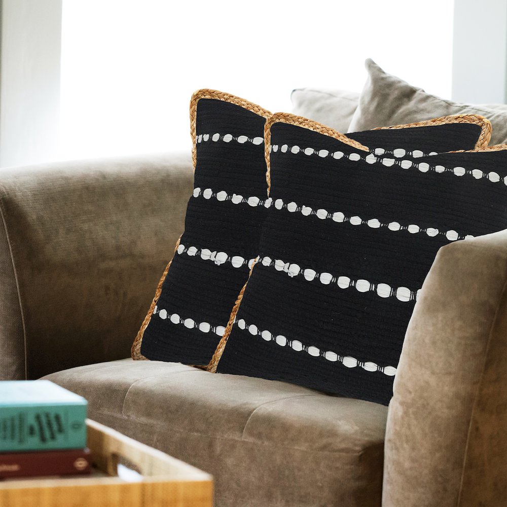 Riley Cotton and Jute Pillow Set of 2 in Black/White, 18" x 18". Picture 2