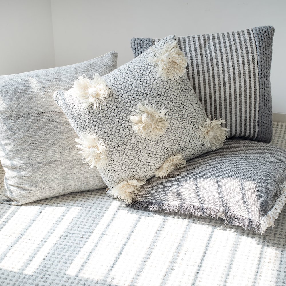 Ox Bay Hand-Woven Gray/White Dots All-Natural Cotton Pillow Cover. Picture 5