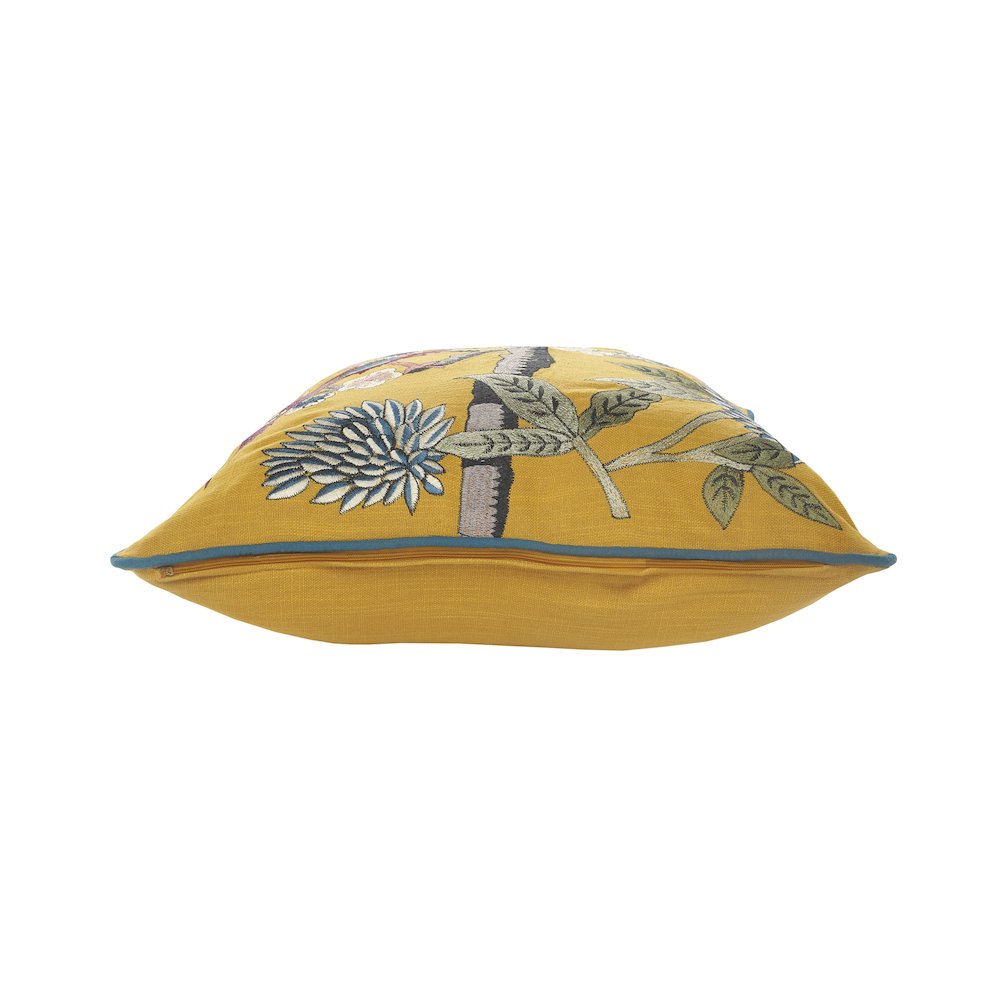 Ox Bay Hand-stitched Yellow/Brown Animal All-Natural Cotton  Pillow Cover. Picture 3