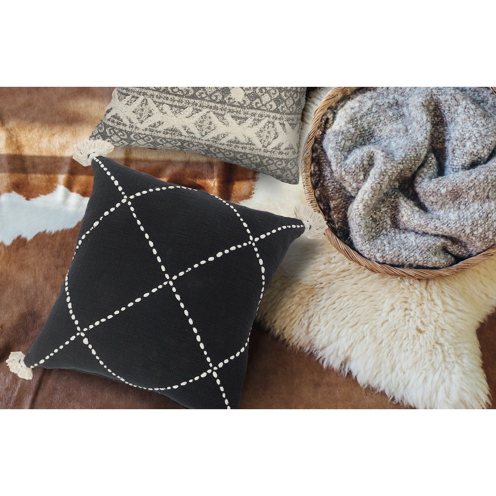 Ox Bay Hand-Woven Black/White Geometric All-Natural Cotton  Pillow Cover. Picture 7