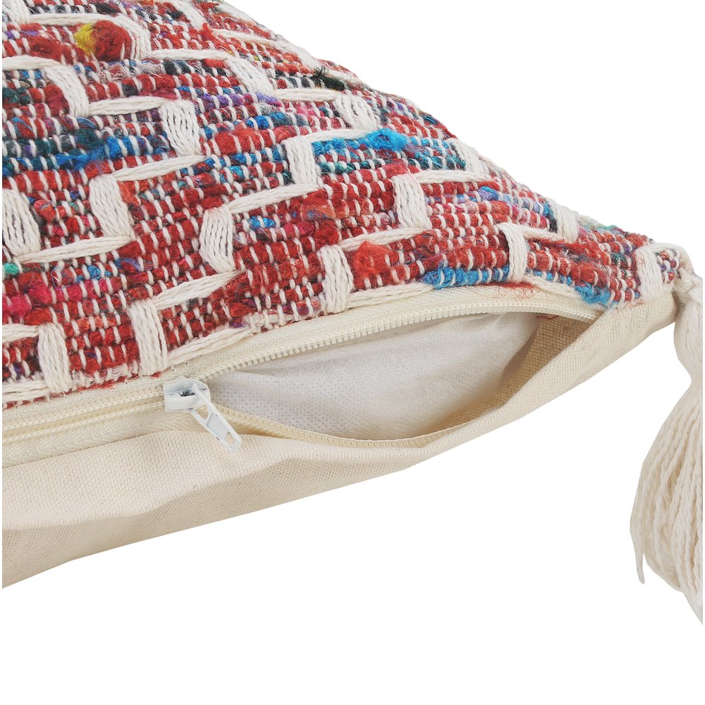 Ox Bay Hand-Woven Red/Multicolored Geometric Cotton Blend Pillow Cover. Picture 2
