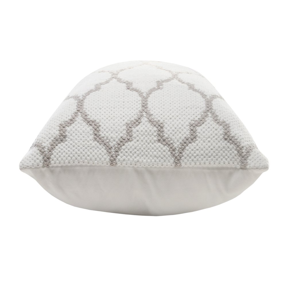 Ox Bay Hand-Woven White/Grey Trellis Resistant Polyester Pillow Cover. Picture 5
