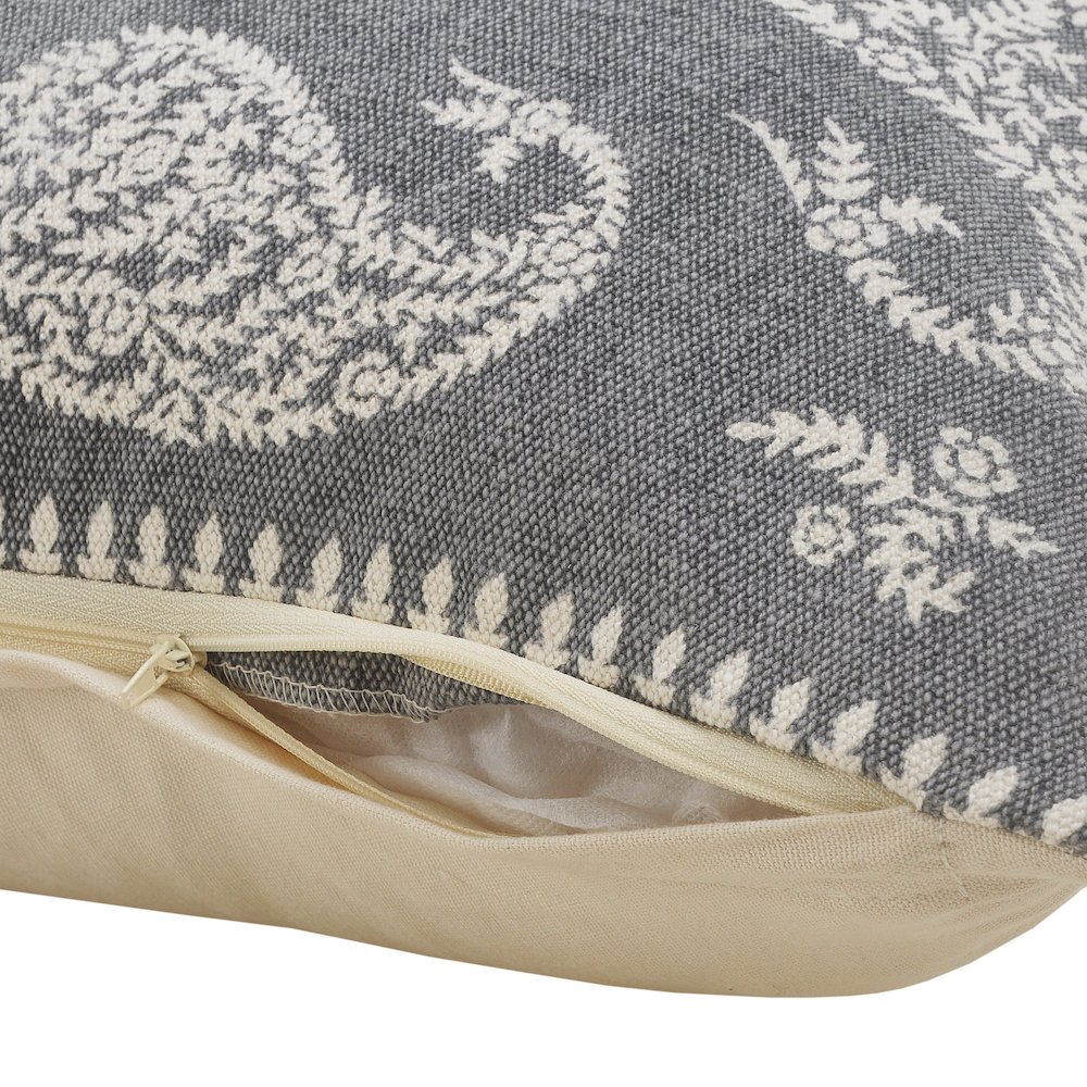 Ox Bay Hand-Woven Gray/White Paisley All-Natural Cotton Pillow Cover. Picture 3