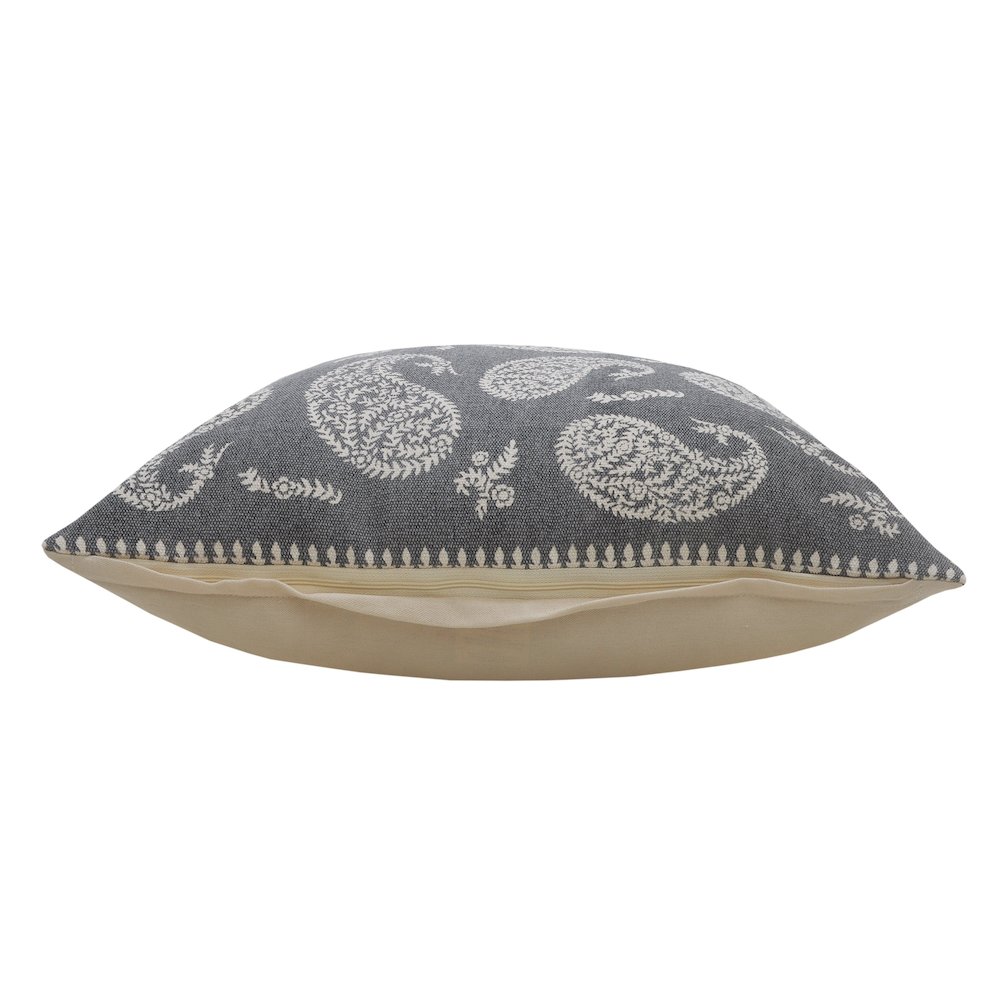 Ox Bay Hand-Woven Gray/White Paisley All-Natural Cotton Pillow Cover. Picture 4