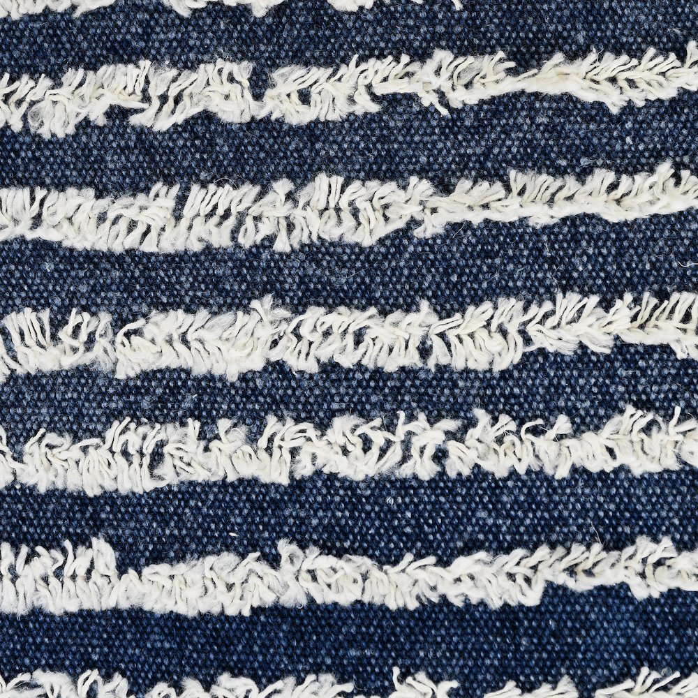 Ox Bay Hand-stitched Blue/White Stripe All-Natural Cotton Pillow Cover. Picture 2
