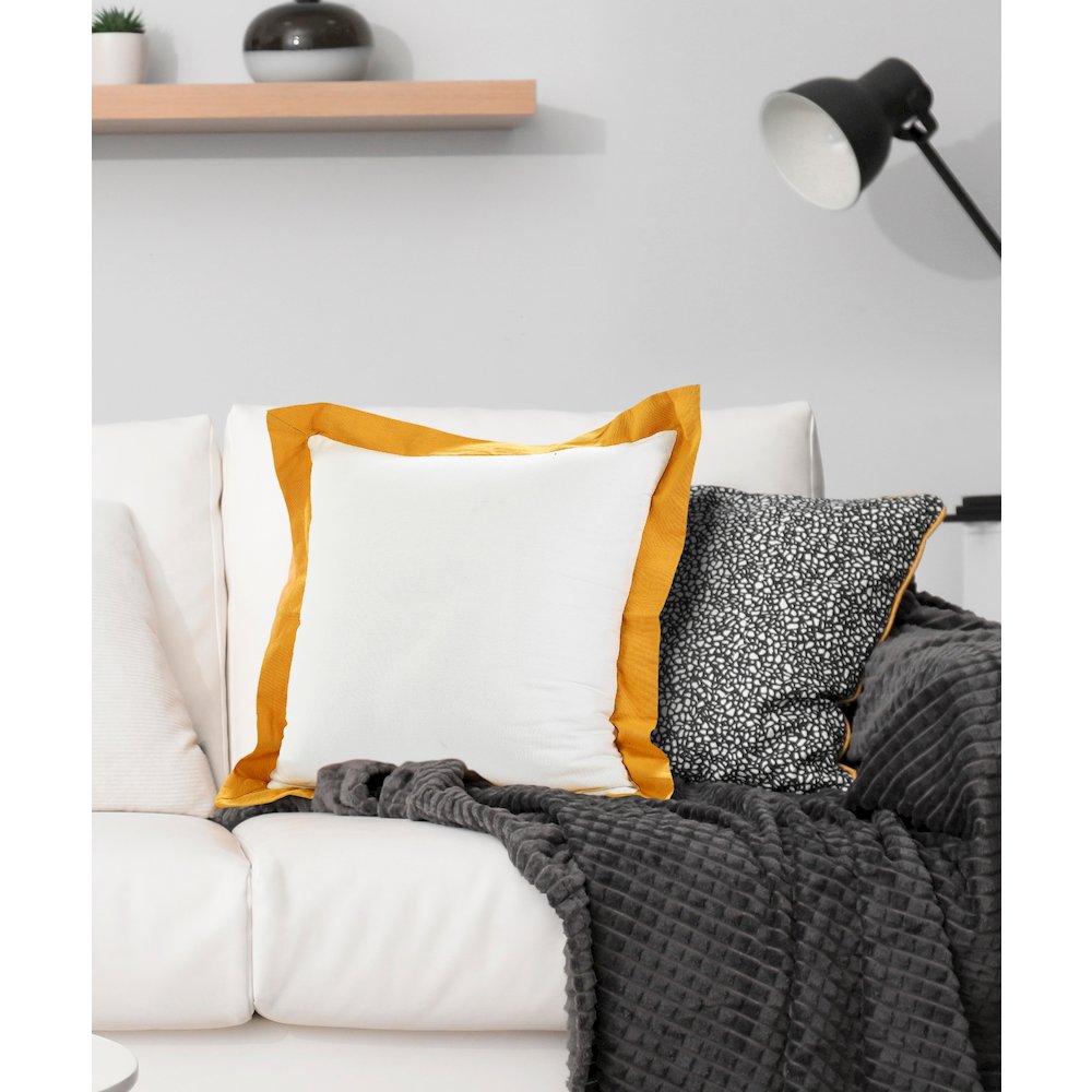 Ox Bay Hand-Woven White/Yellow Bordered All-Natural Cotton Pillow Cover. Picture 8