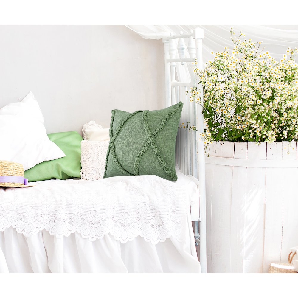 Ox Bay Hand-Woven Green Diamond All-Natural Cotton  Pillow Cover. Picture 8