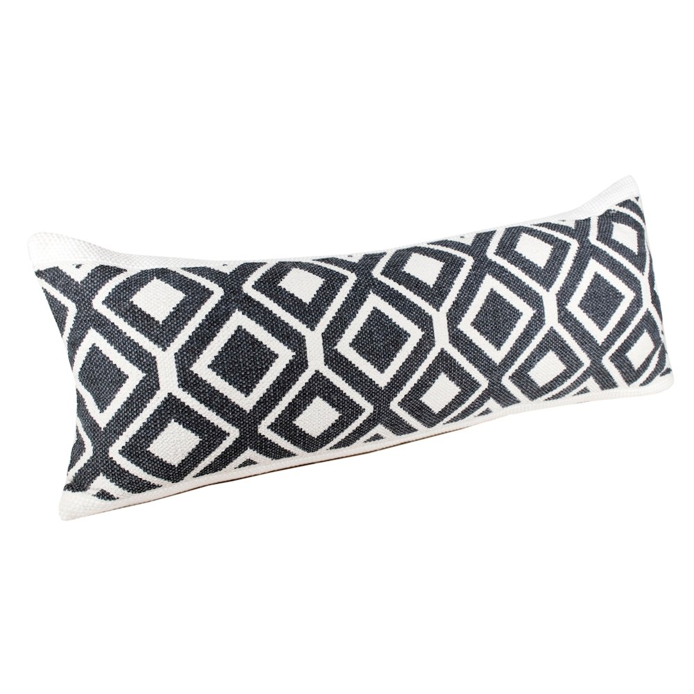 Ox Bay Hand-Woven Black/White Diamond Cotton Blend Pillow Cover. Picture 4
