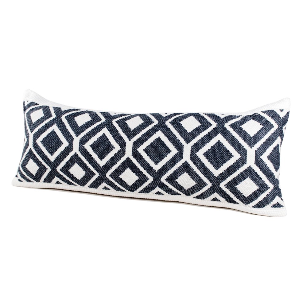 Ox Bay Hand-Woven Black/White Diamond Cotton Blend Pillow Cover. Picture 5