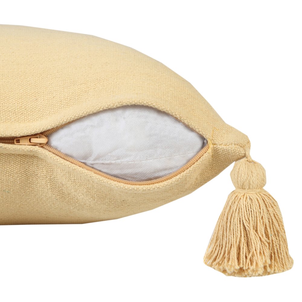 Solid Cotton Everyday Decorative Throw Pillow with Tassels. Picture 3