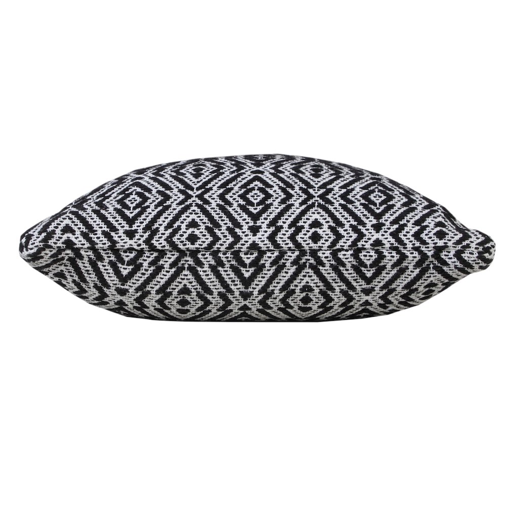 Ox Bay Hand-Woven Black/White Diamond All-Natural Cotton Pillow Cover. Picture 6