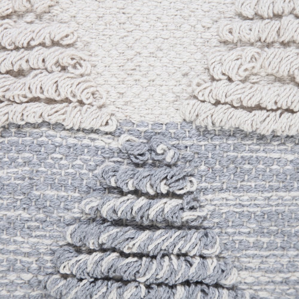 Ox Bay Hand-Woven Gray/White Geometric All-Natural Cotton Pillow Cover. Picture 2