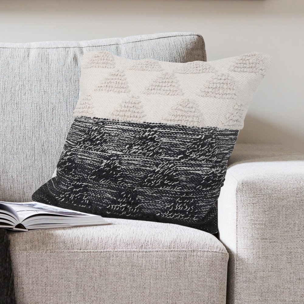 Ox Bay Hand-Woven Black/White Geometric All-Natural Cotton Pillow Cover. Picture 8