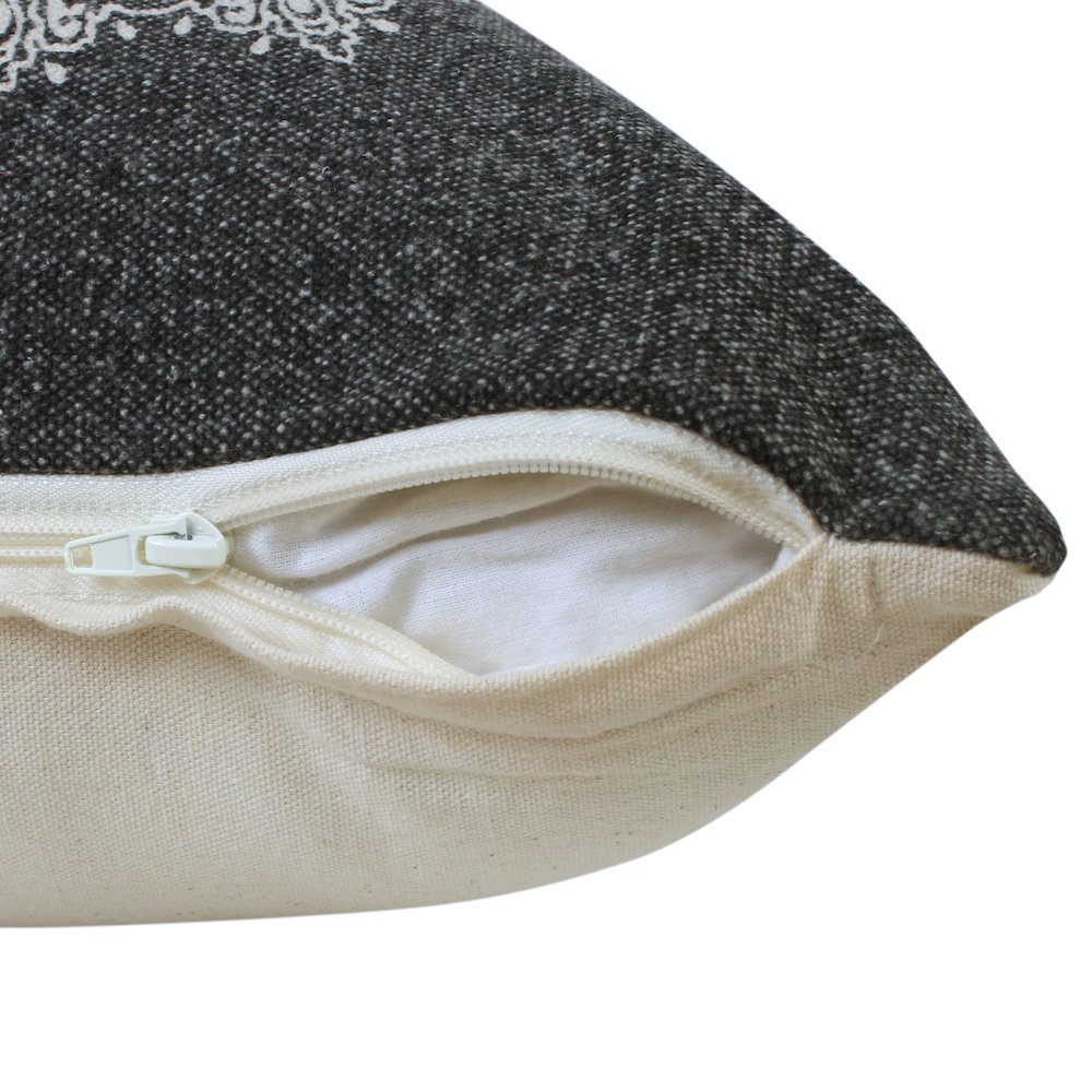 Ox Bay Hand-Woven Black/White Medallion All-Natural Cotton  Pillow Cover. Picture 3