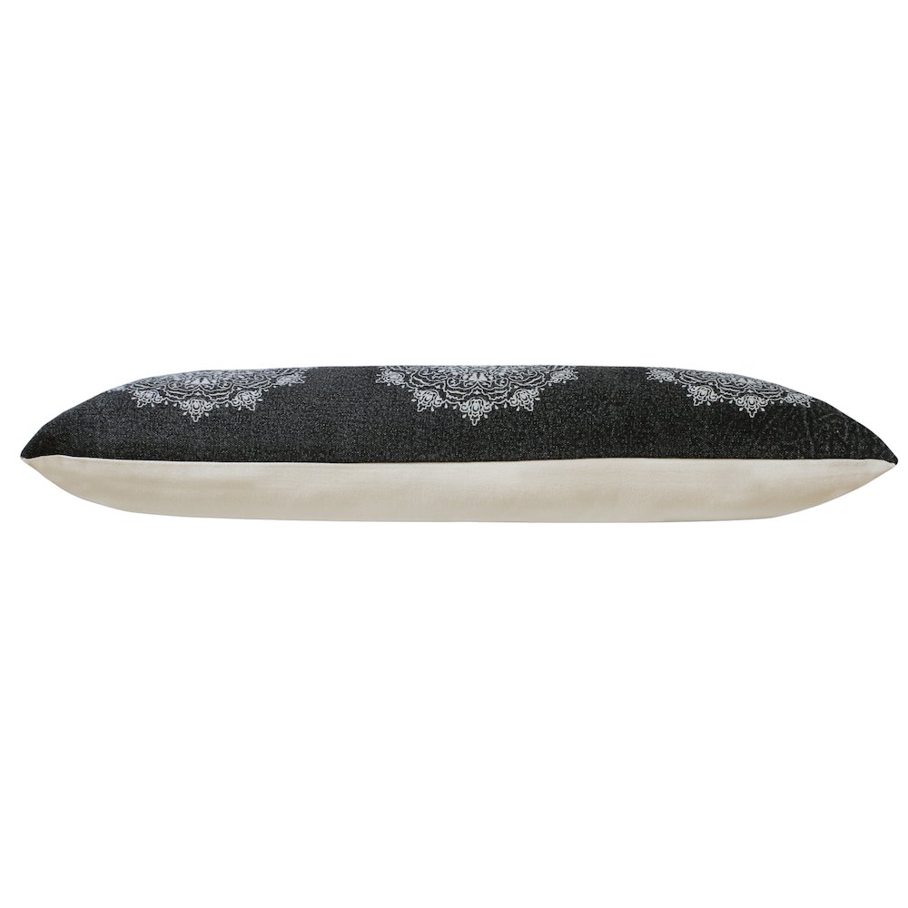 Ox Bay Hand-Woven Black/White Medallion All-Natural Cotton  Pillow Cover. Picture 6