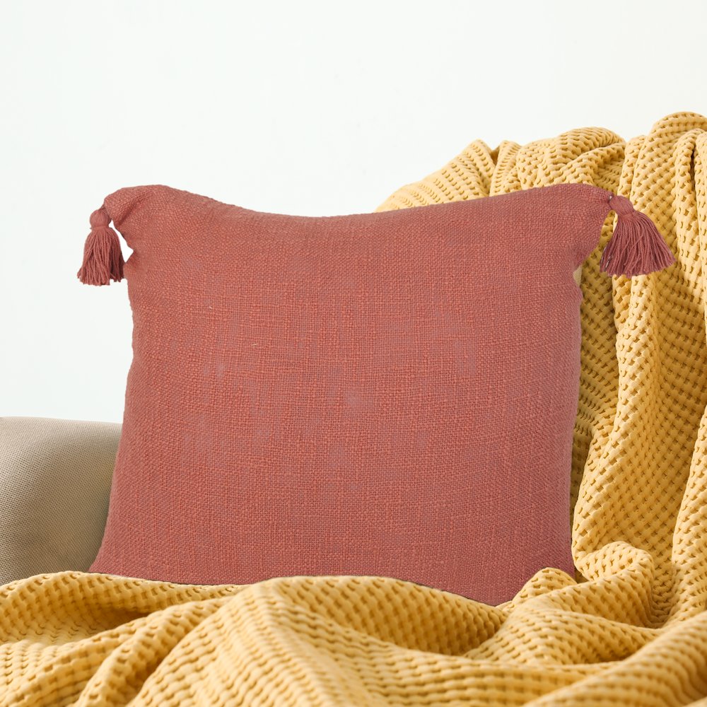 Ox Bay Hand-Woven Red/Orange Solid All-Natural Cotton  Pillow Cover. Picture 8